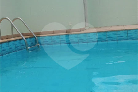 Casa à venda com 4 quartos, sendo 1 suíte, em Jardim Celani, Salto, SP