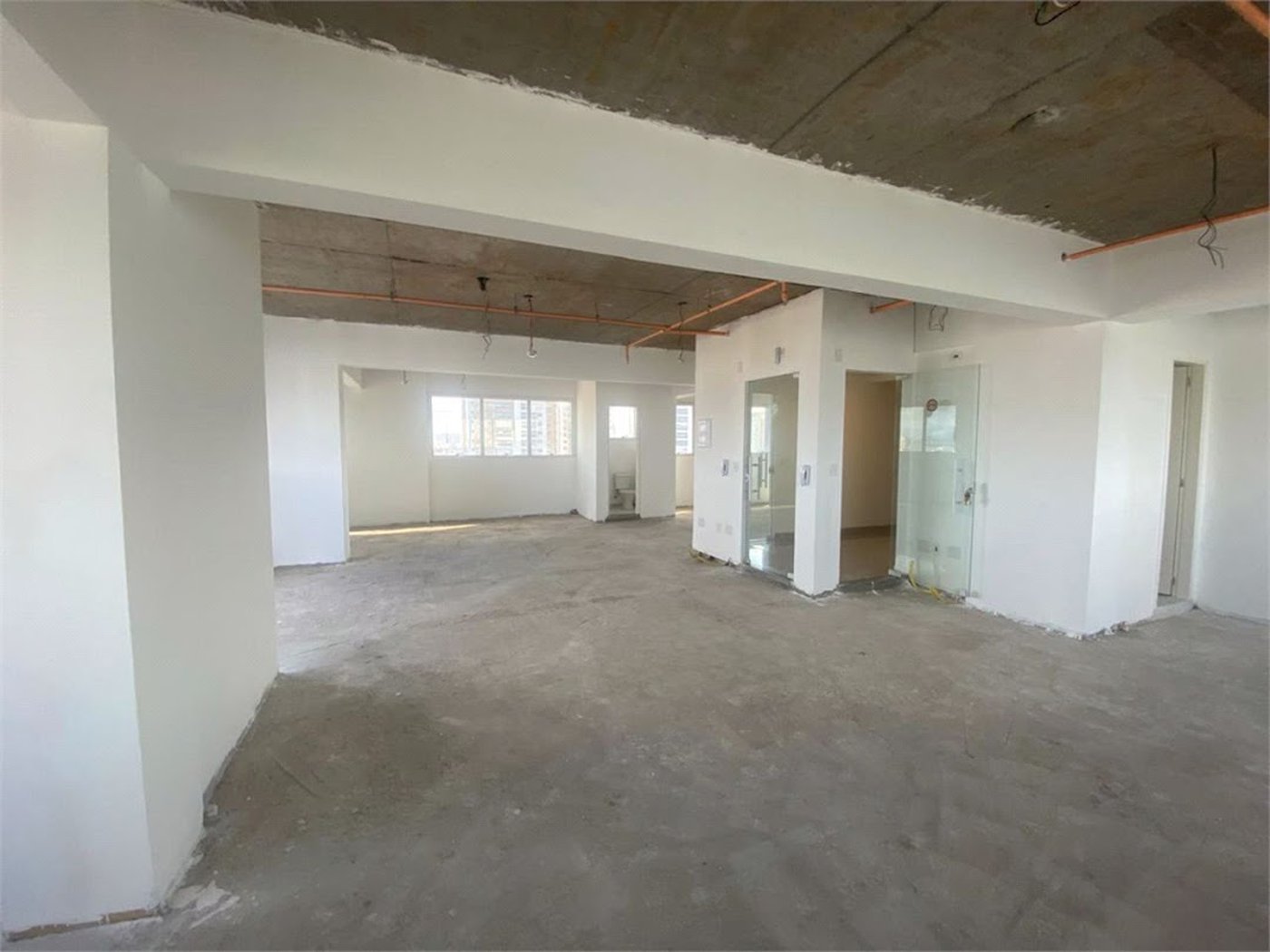 Sala Comercial à venda, Ponta da Praia, Santos - SA0100.