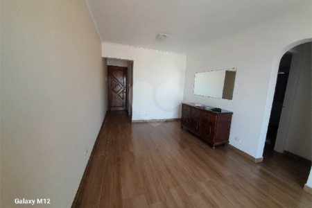 Apartamento à venda com 2 quartos em Vila Romano, São Paulo, SP