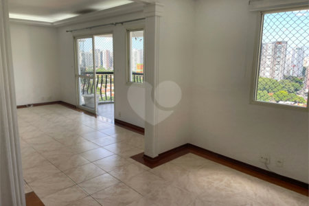 Apartamento para alugar com 3 quartos, sendo 1 suíte, em Indianópolis, São Paulo, SP