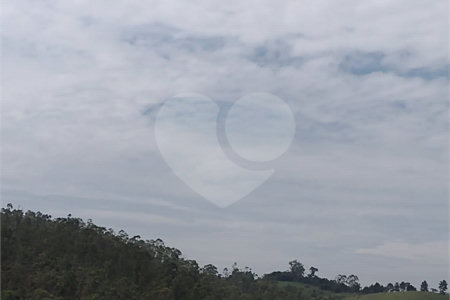 Sobrado à venda com 3 quartos, sendo 1 suíte,  em Vila São Paulo, Mogi das Cruzes, SP