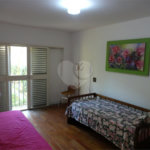 Casa à venda com 5 quartos, sendo 2 suítes,  em Vila Oliveira, Mogi das Cruzes, SP