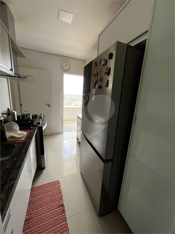 Apartamento à venda com 3 quartos, sendo 2 suítes, em Cidade Alta, Cuiabá, MT