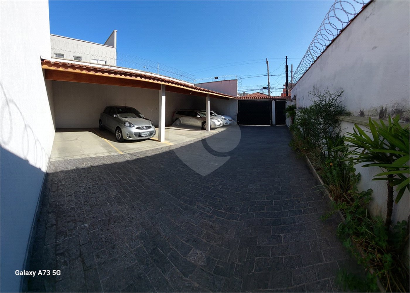 Casa à venda com 2 suítes no condomínio Lauro Korte, São Paulo - SP