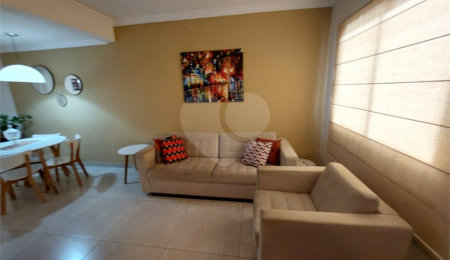 Casa à venda com 3 quartos, sendo 1 suíte,  no condomínio Vila dos Pinheiros, Sorocaba - SP
