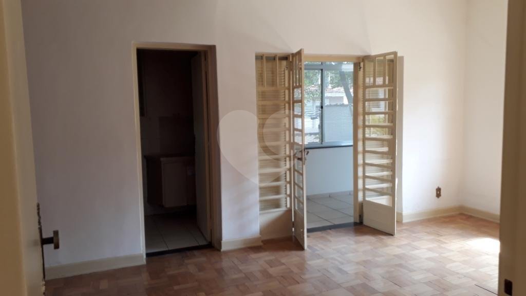 Sobrado à venda com 3 quartos, sendo 1 suíte, em Campo Belo, São Paulo, SP