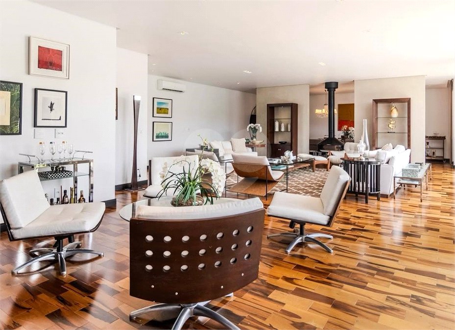 Casa à venda com 4 suítes no condomínio Fazenda Imperial, Sorocaba - SP