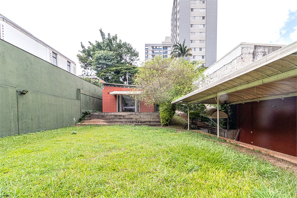 Terreno à venda em Vila Madalena, São Paulo, SP