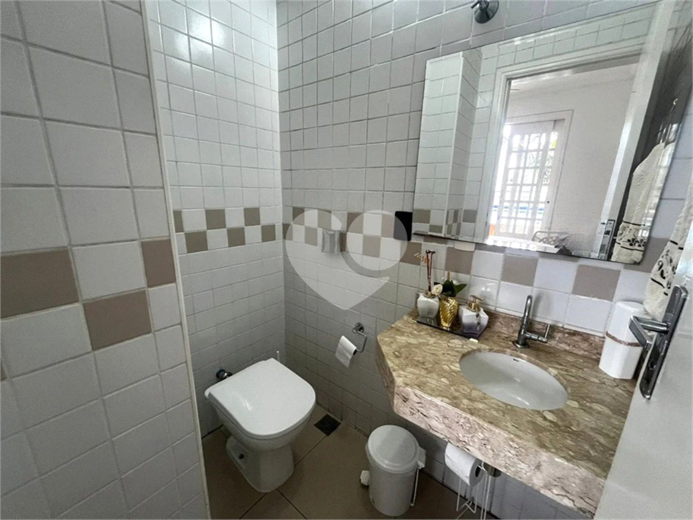 Casa à venda com 6 quartos, sendo 3 suítes, no Centro, Itapetininga, SP