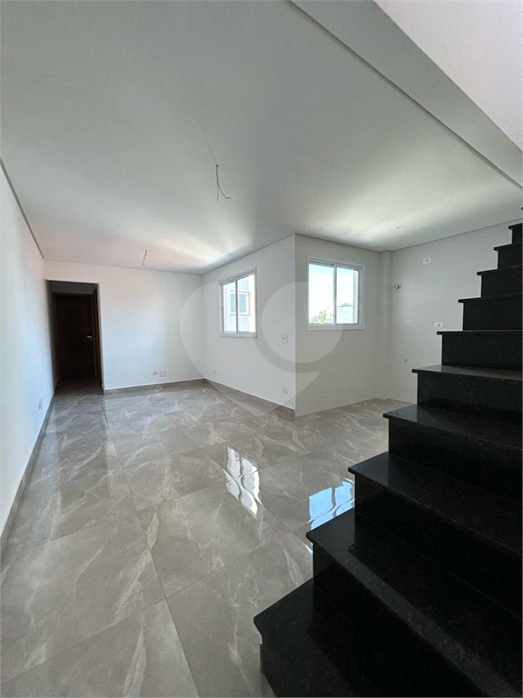 Apartamento à venda com 2 quartos, sendo 1 suíte,  em Vila Guarani, Santo André, SP