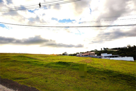 Terreno à venda no condomínio Fazenda Alta Vista, Salto de Pirapora - SP