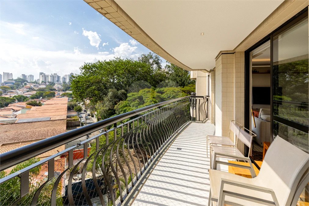 Apartamento à venda com 3 suítes em Alto da Boa Vista, São Paulo, SP
