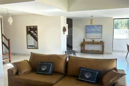 Casa à venda com 4 suítes em Caravelas, Armação dos Búzios, RJ