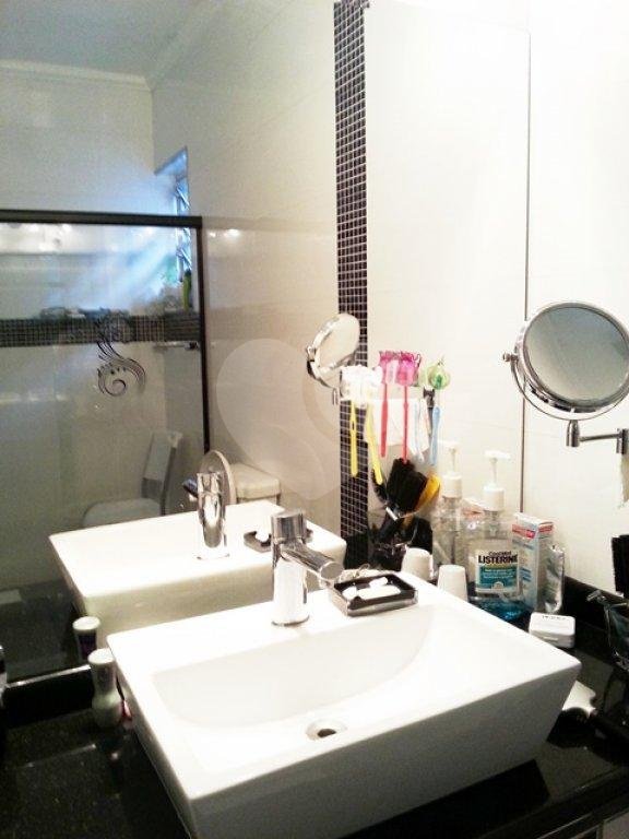 Sobrado à venda com 3 quartos em Santana, São Paulo, SP
