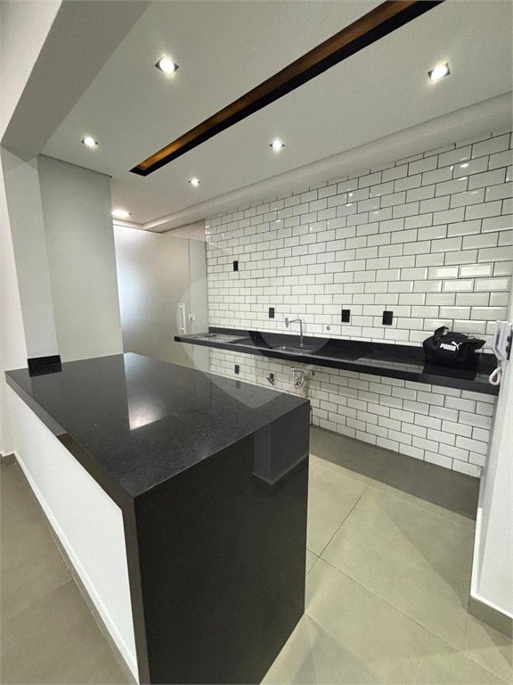 Apartamento à venda com 2 quartos, sendo 1 suíte, em Vila Hortência, Sorocaba, SP
