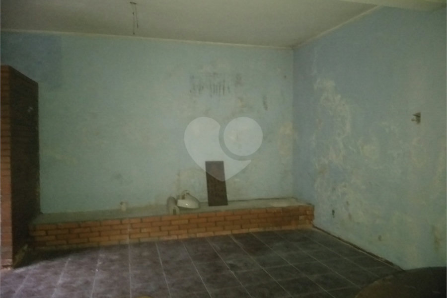 Casa à venda com 3 quartos, sendo 2 suítes, em Vila Paulicéia, São Paulo, SP