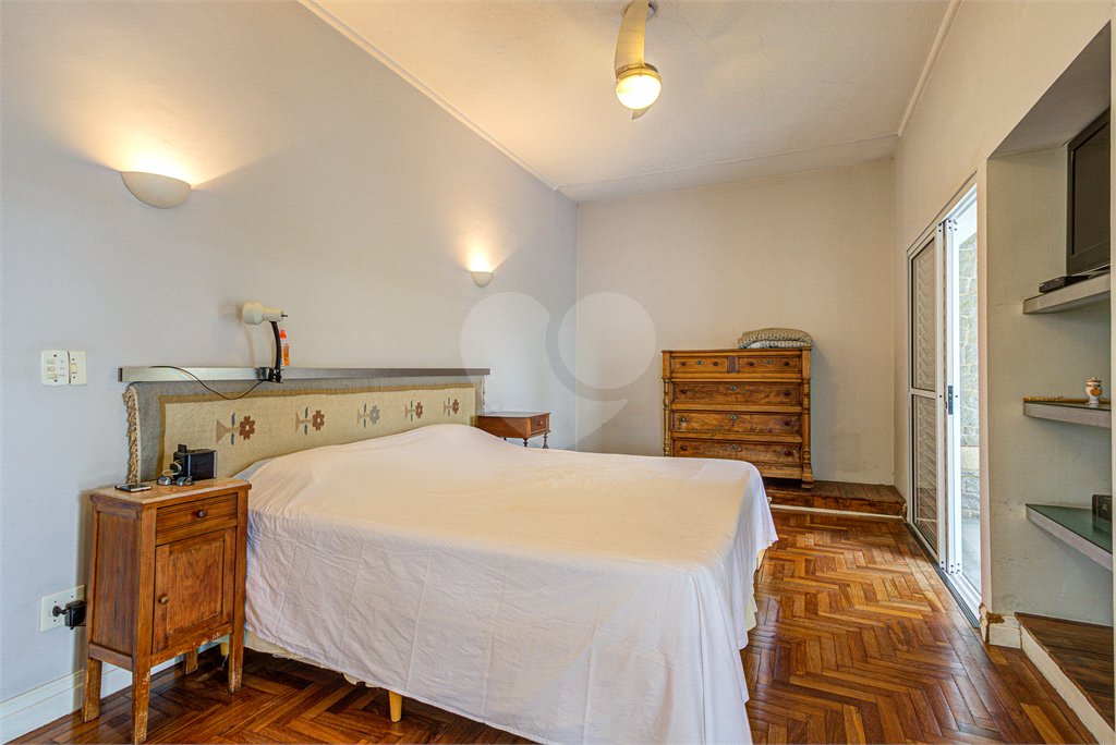 Casa de Vila à venda com 3 quartos, sendo 1 suíte,  em Granja Julieta, São Paulo, SP