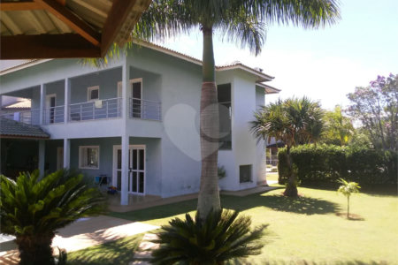 Casa à venda com 3 suítes no condomínio Residencial dos Lagos, Itupeva - SP