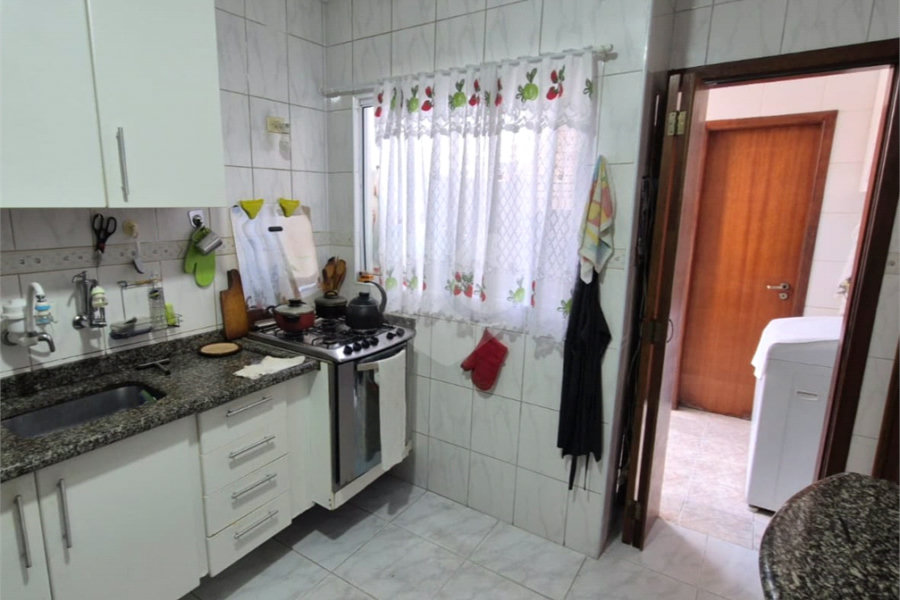 Casa à venda com 3 quartos, sendo 1 suíte, no condomínio Indefinido_ernani Pinto_439, São Paulo - SP
