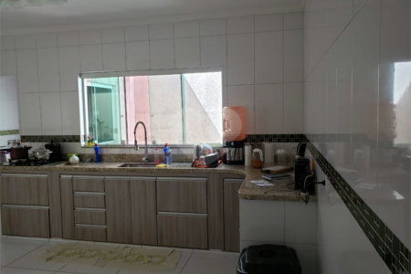 Casa à venda com 3 quartos, sendo 1 suíte,  em Montanhão, São Bernardo do Campo, SP