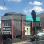 Casa à venda ou para alugar com 3 suítes em Jardim Lago Azul, Louveira, SP