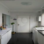Apartamento à venda com 3 quartos, sendo 1 suíte, em Vila Andrade, São Paulo, SP