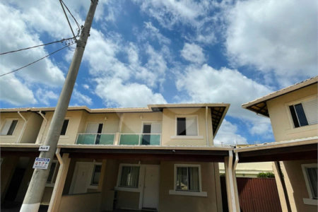 Casa à venda com 3 quartos, sendo 1 suíte,  no condomínio Montpellier, Mogi das Cruzes - SP