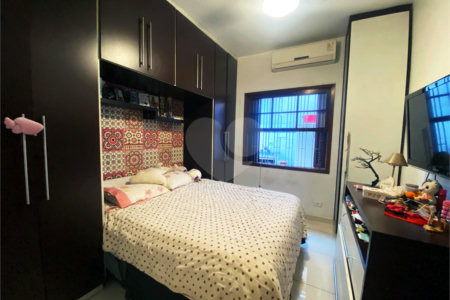 Sobrado à venda com 3 quartos, sendo 1 suíte, em Campo Belo, São Paulo, SP