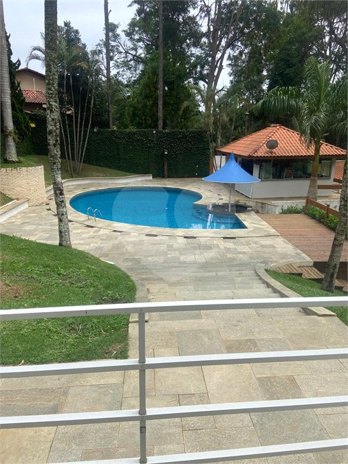 Casa à venda com 3 suítes em Chácara Granja Velha, Cotia, SP