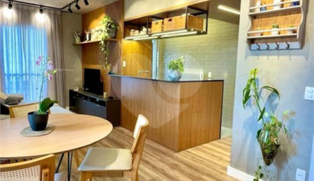 Apartamento à venda com 3 quartos, sendo 1 suíte,  em Vila Guilherme, São Paulo, SP