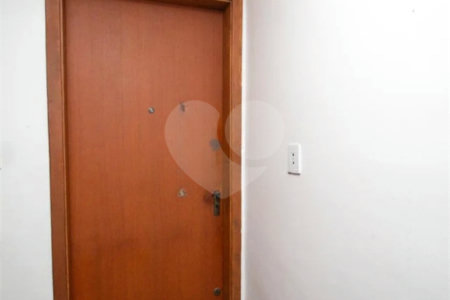 Apartamento à venda com 2 quartos em Vila Regina, São Paulo, SP