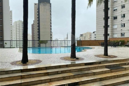Apartamento à venda com 3 suítes em Vila Suzana, São Paulo, SP