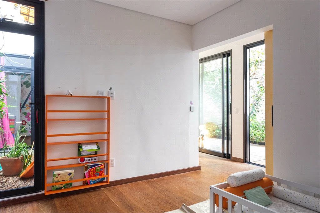 Casa Térrea à venda com 3 quartos, sendo 2 suítes, em Vila Ipojuca, São Paulo, SP