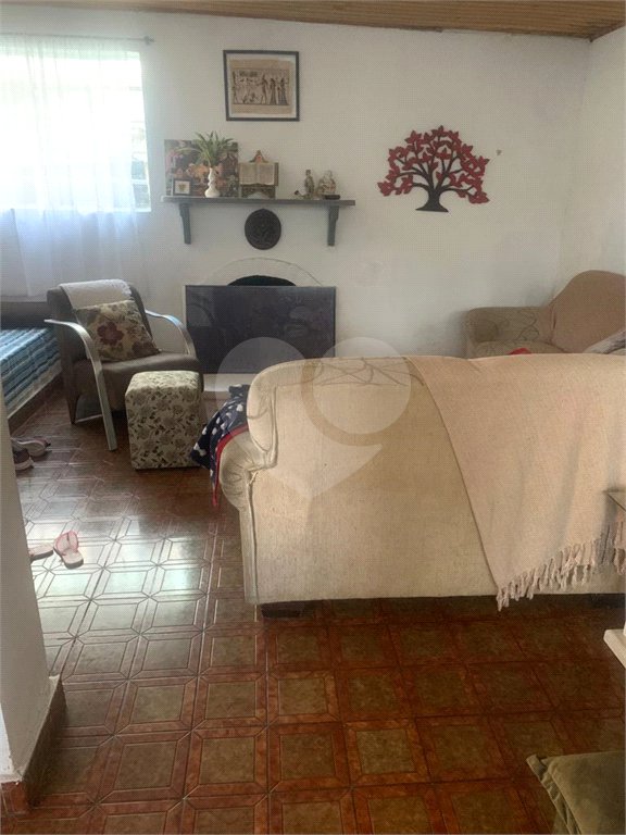 Sobrado à venda com 4 quartos, sendo 2 suítes, em Horto, São Paulo, SP