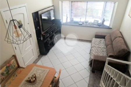 Casa à venda com 3 quartos, sendo 1 suíte, no condomínio Mariana, São Paulo - SP