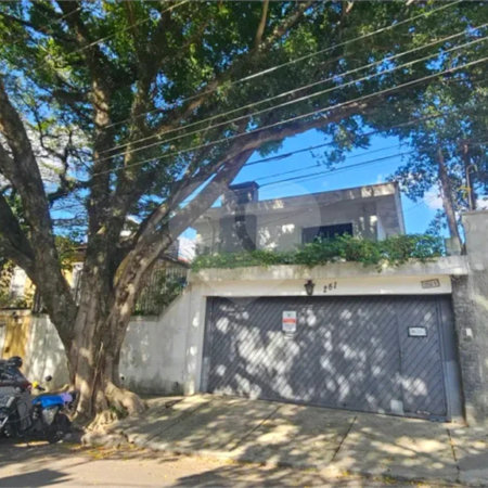 Sobrado à venda ou para alugar com 5 quartos, sendo 3 suítes, em Pacaembu, São Paulo, SP