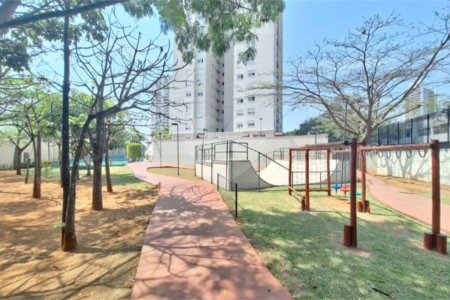 Apartamento para alugar com 3 quartos, sendo 1 suíte, em Água Branca, São Paulo, SP