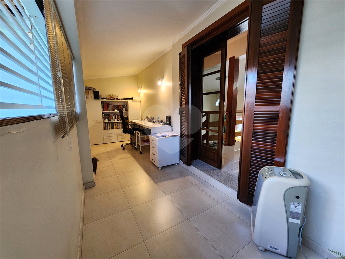 Casa à venda com 4 quartos, sendo 3 suítes,  em Vila Rosália, Guarulhos, SP