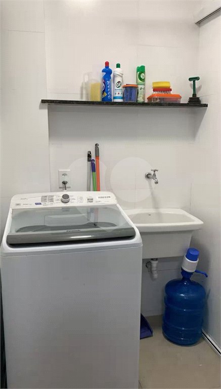 Apartamento à venda com 3 quartos no Centro, Cabo Frio, RJ