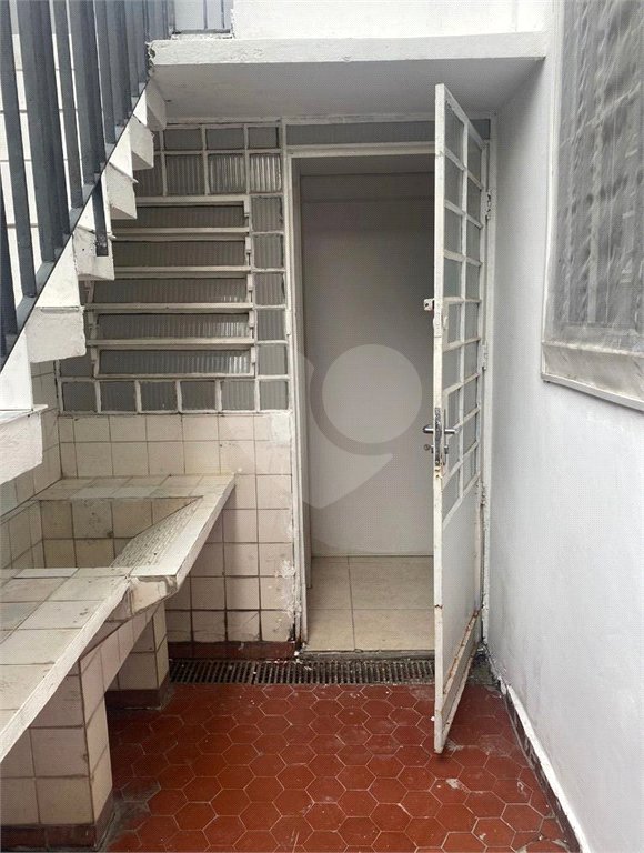 Sobrado à venda com 5 quartos, sendo 1 suíte, em Nova Piraju, São Paulo, SP