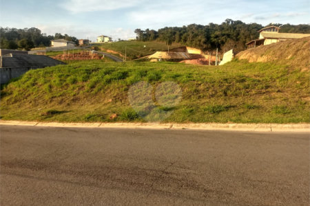 Terreno à venda no condomínio Encontro das Águas, Nazaré Paulista - SP