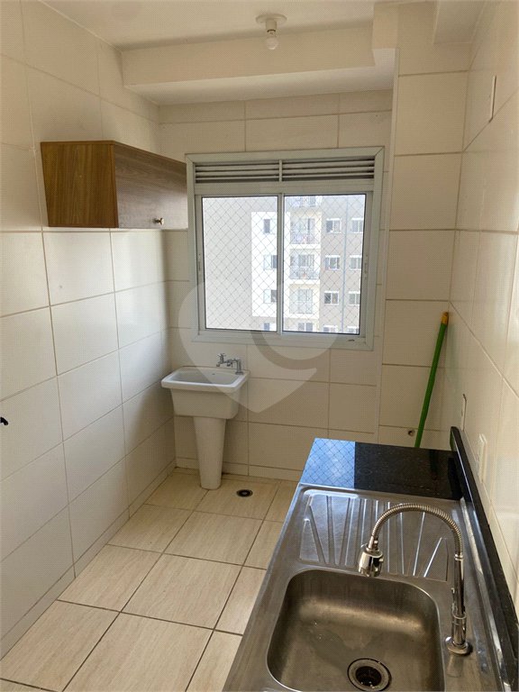 Apartamento à venda com 2 quartos, sendo 1 suíte, em Jardim Itamarati, Poá, SP