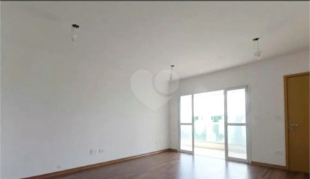 Apartamento à venda com 3 suítes em Santa Teresinha, São Paulo, SP