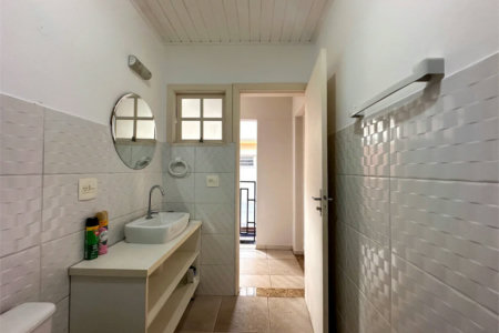 Casa à venda com 3 quartos, sendo 1 suíte, no condomínio Barão do Triunfo, São Paulo - SP