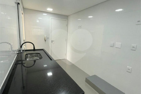 Apartamento à venda com 3 quartos, sendo 2 suítes, em Vila Regente Feijó, São Paulo, SP