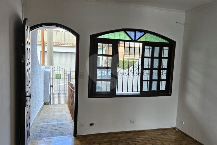 Sobrado à venda com 2 quartos em Vila Clarice, São Paulo, SP