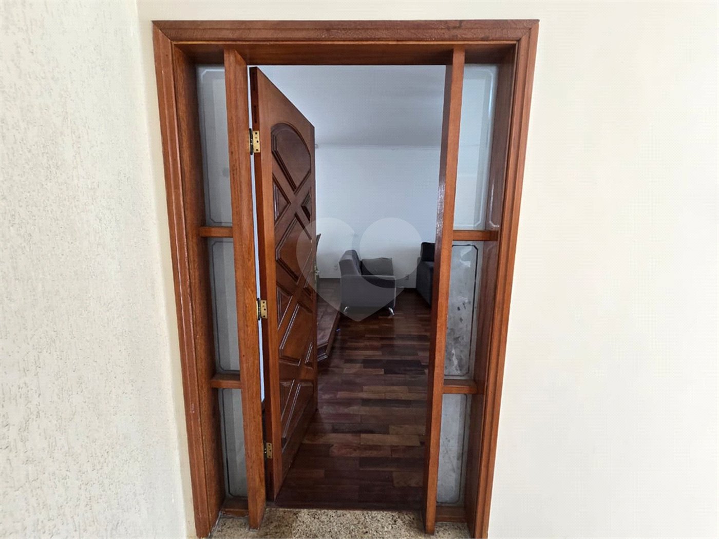 Casa à venda com 3 quartos, sendo 1 suíte,  em Jardim Shangri-lá, Itapetininga, SP