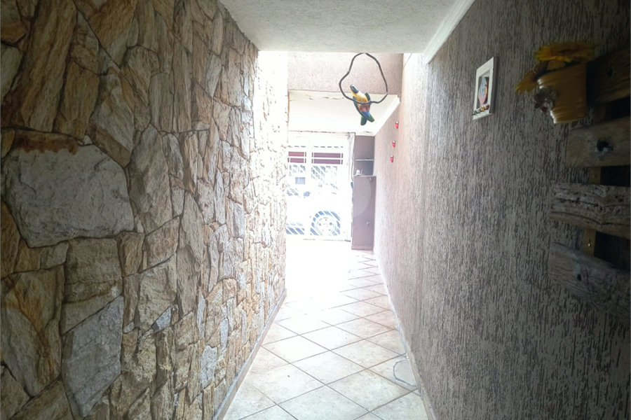 Sobrado à venda com 3 quartos, sendo 1 suíte,  em Vila Palmeiras, São Paulo, SP