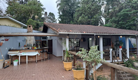 Casa à venda com 3 quartos, sendo 1 suíte, em Chácara Arantes, Mairiporã, SP