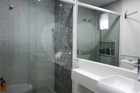 Apartamento à venda com 3 quartos, sendo 1 suíte, em Jardim Marajoara, São Paulo, SP